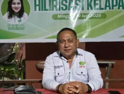 Ketua HKTI Halut, Judihart Noija Himbau Para Petani Jual Kelapa Langsung ke PT NICO 