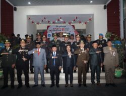 Bupati Halut, Piet Hein Babua, Bersama Unsur Forkopimda Hadiri Taptu dan Pawai Obor Jelang HUT Kemerdekaan RI ke 81
