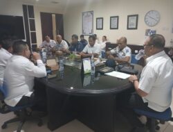 Rencanakan Masuknya KM Ngapulu di Pelabuhan Tobelo, Sekda Halut, E. J. Papilaya Gelar Rapat Dengan Instansi Terkait